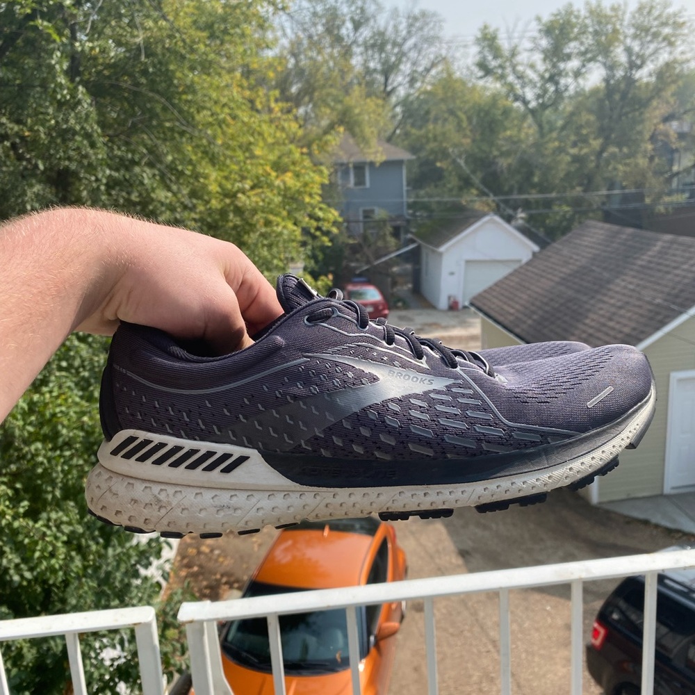 Brooks DNA running shoes